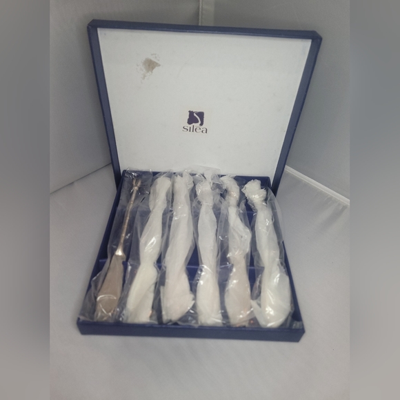 Silea Epns Silver Plate Coffee Bean Butter Knife Set in original box Vintage - Picture 3 of 4